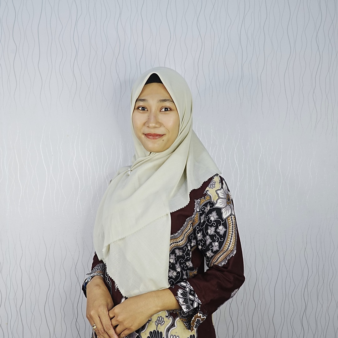 Syamrotul Fitria, S. Pd